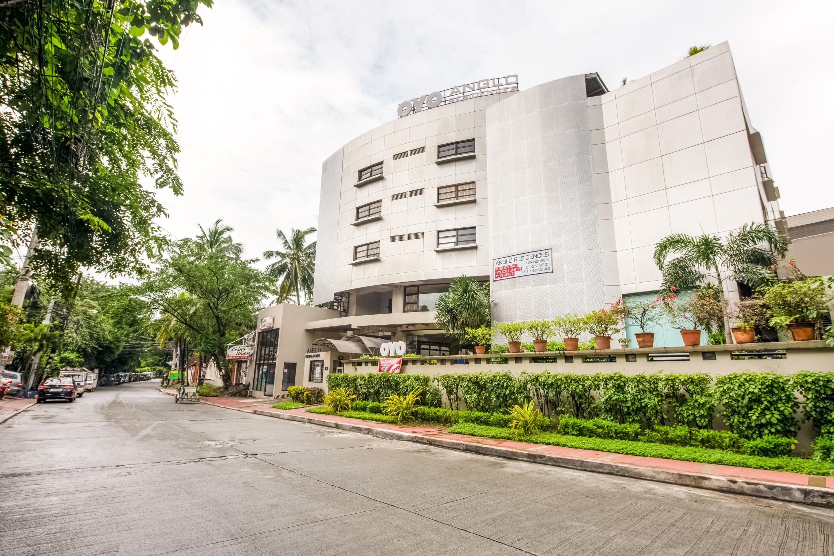 Anglo Residences Manila Hotel