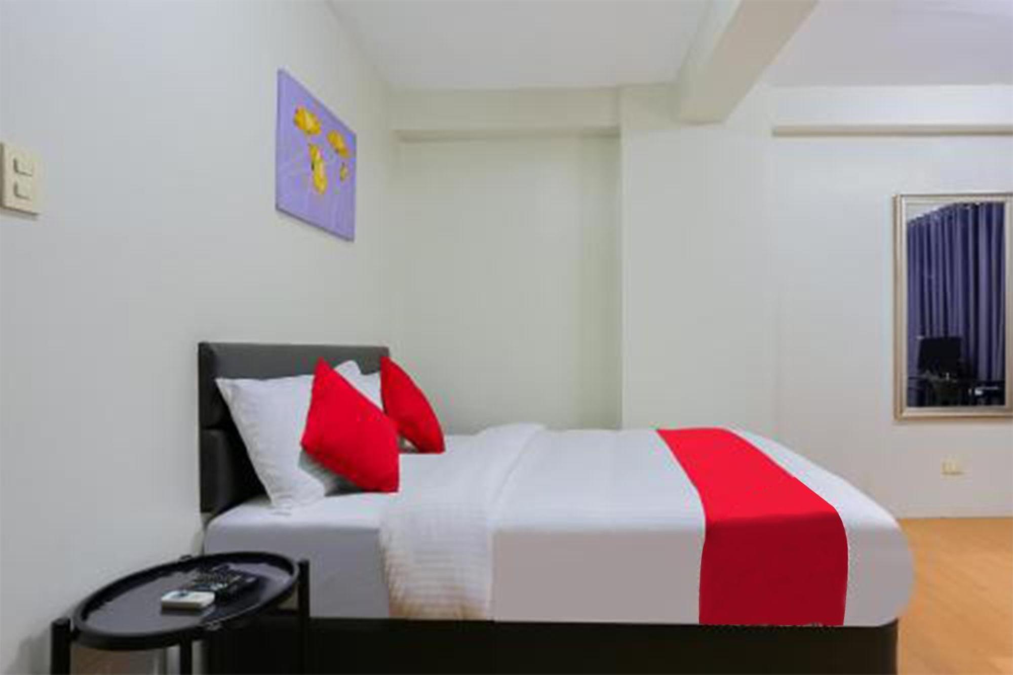 Hotel Anglo Residences Manila Quezon City